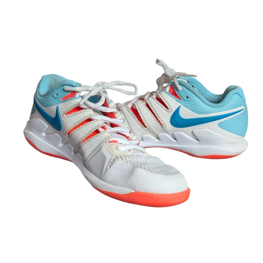 Nike Women's White and Teal Athletic Shoes